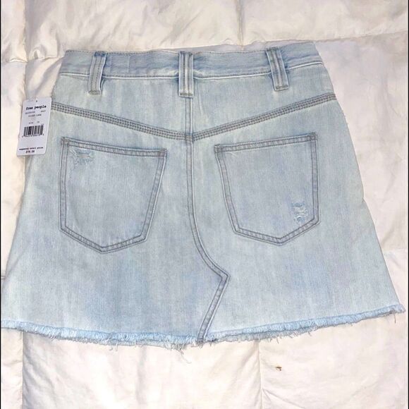 Free People Sidecar Denim Mini-Skirt 26 or 27 NWT - Picture 9 of 12
